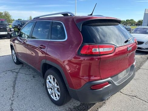Used 2014 Jeep Cherokee Latitude w/ Cold Weather Group FWD image 3