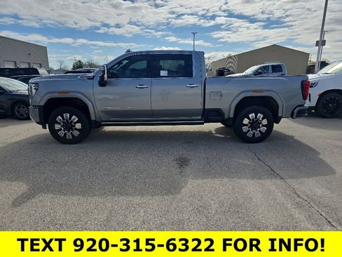 Used 2025 GMC Sierra 2500 Denali w/ Denali Reserve Package AWD/4WD image 3