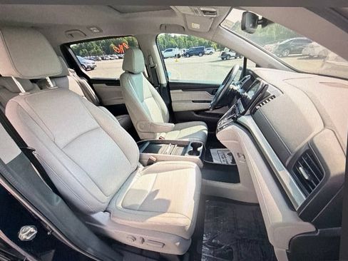 Used 2021 Honda Odyssey EX-L image 10