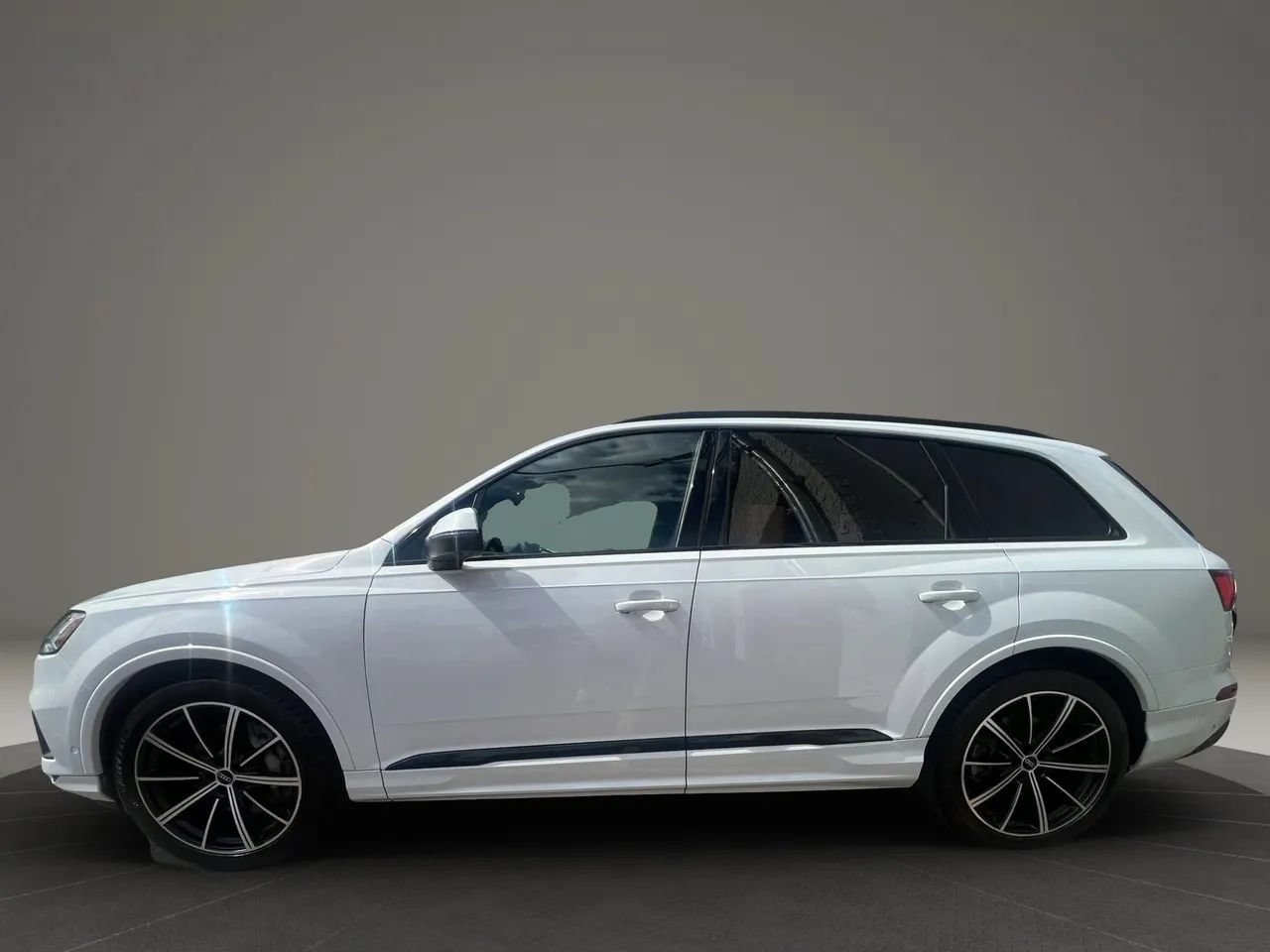 Used 2021 Audi Q7 3.0T Prestige w/ Prestige Package AWD/4WD image 8