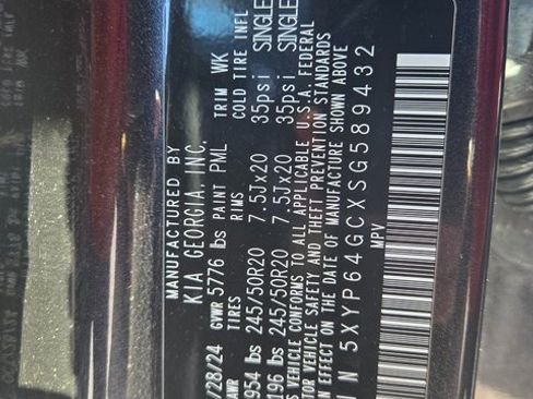 Used 2025 Kia Telluride S image 24