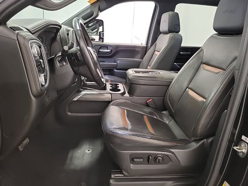 Used 2022 GMC Sierra 2500 AT4 w/ AT4 Preferred Package AWD/4WD image 8