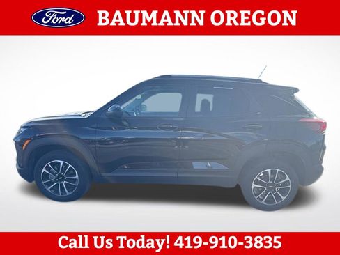 Used 2025 Chevrolet TrailBlazer LT AWD/4WD image 7
