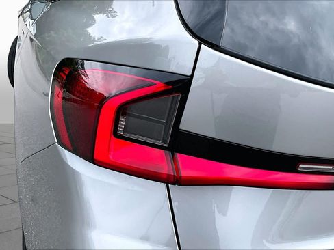 Certified 2025 BMW X1 xDrive28i AWD/4WD image 30