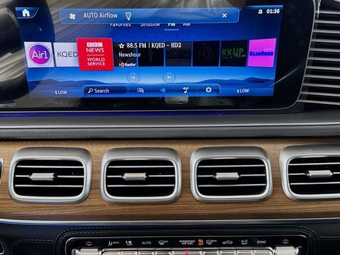 New 2025 Mercedes-Benz GLS 580 4MATIC image 14