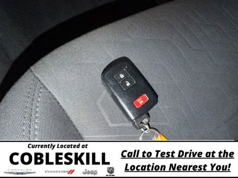 Used 2017 Toyota Tacoma 4x4 Double Cab image 24