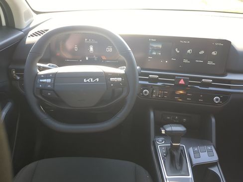 New 2026 Kia Sportage LX w/ LX Convenience Package image 12