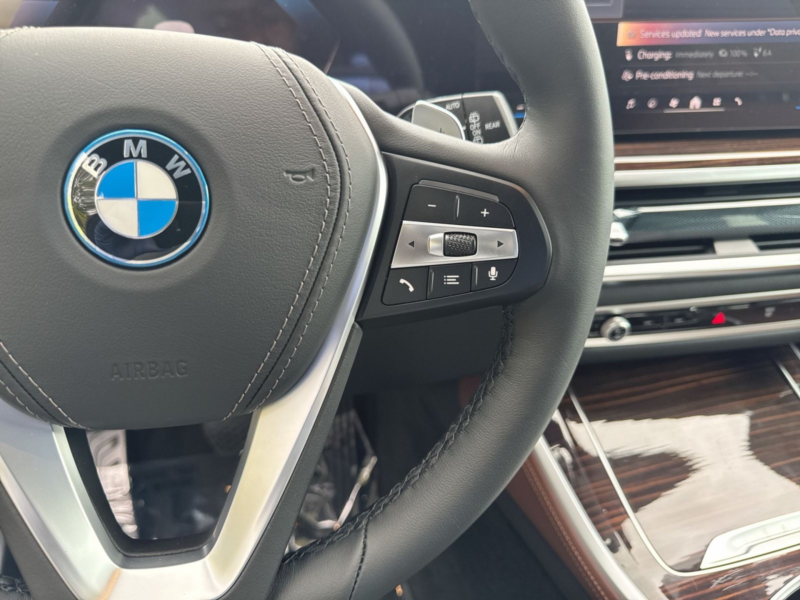 New 2026 BMW X5 xDrive50e AWD/4WD image 17