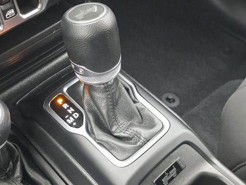 Used 2021 Jeep Wrangler Unlimited Sport image 24