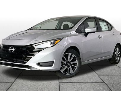 New 2025 Nissan Versa SV w/ Trunk Package
