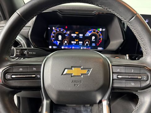 Used 2024 Chevrolet Colorado LT w/ LT Convenience Package image 12