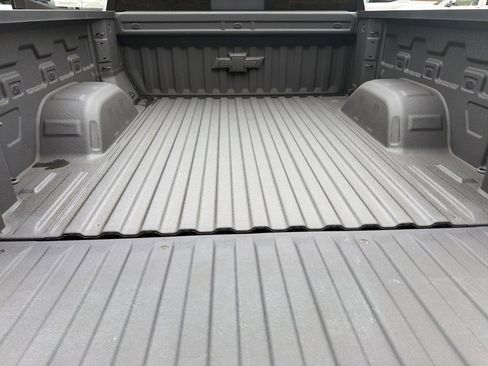 Certified 2025 Chevrolet Silverado 1500 High Country image 13