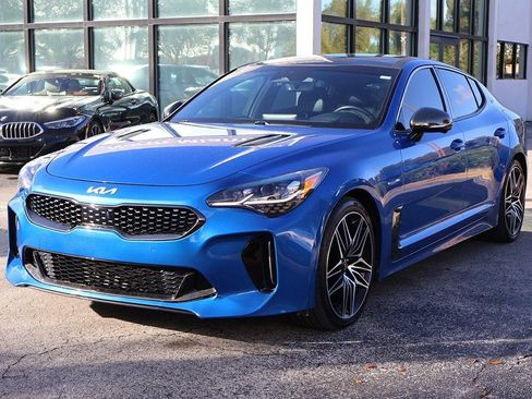 Used 2023 Kia Stinger GT2 image 9