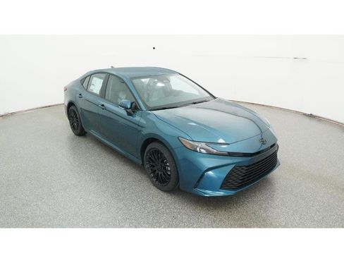 New 2026 Toyota Camry LE image 13