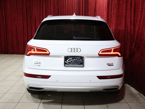 Used 2018 Audi Q5 2.0T Premium Plus w/ Premium Plus Package AWD/4WD image 10