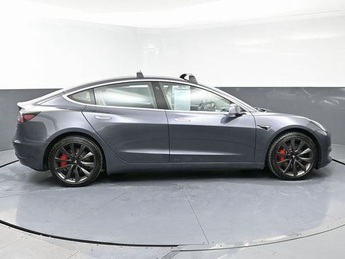 Used 2018 Tesla Model 3 Performance image 7