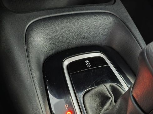 Used 2024 Toyota Corolla LE image 34