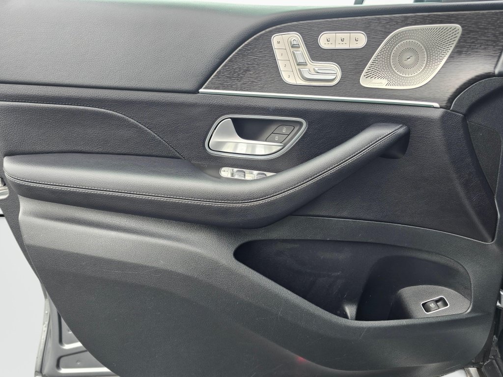 Used 2023 Mercedes-Benz GLE 350 4MATIC w/ 3rd Row Seat Package image 36