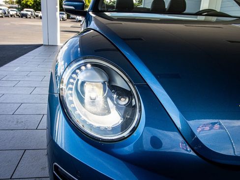 Used 2019 Volkswagen Beetle 2.0T SE image 5