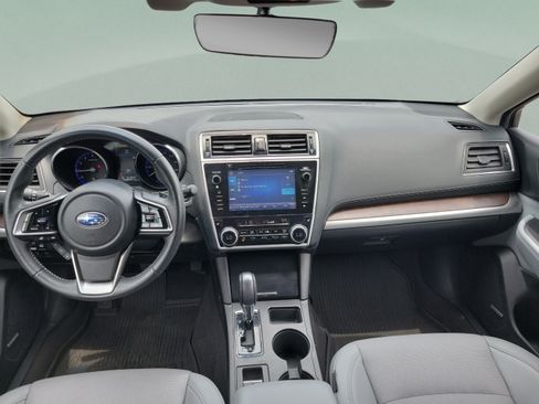 Used 2019 Subaru Outback 2.5i Limited AWD/4WD image 6
