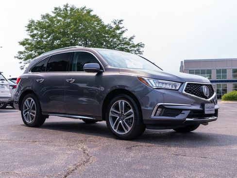 Certified 2017 Acura MDX SH-AWD w/ Advance Package image 3