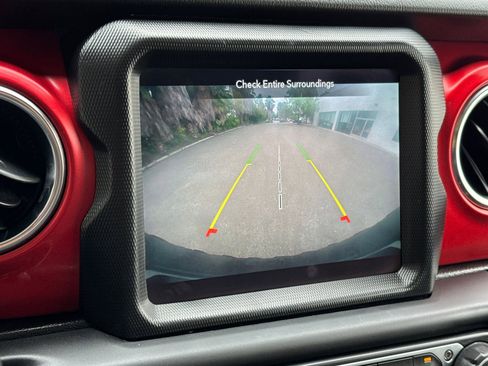 Used 2021 Jeep Wrangler Unlimited Rubicon image 19