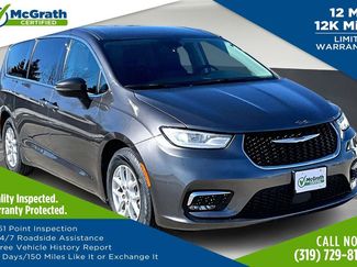 Used 2023 Chrysler Pacifica Touring-L FWD video 1