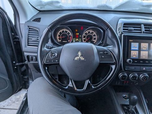 Used 2021 Mitsubishi Outlander Sport SE image 9