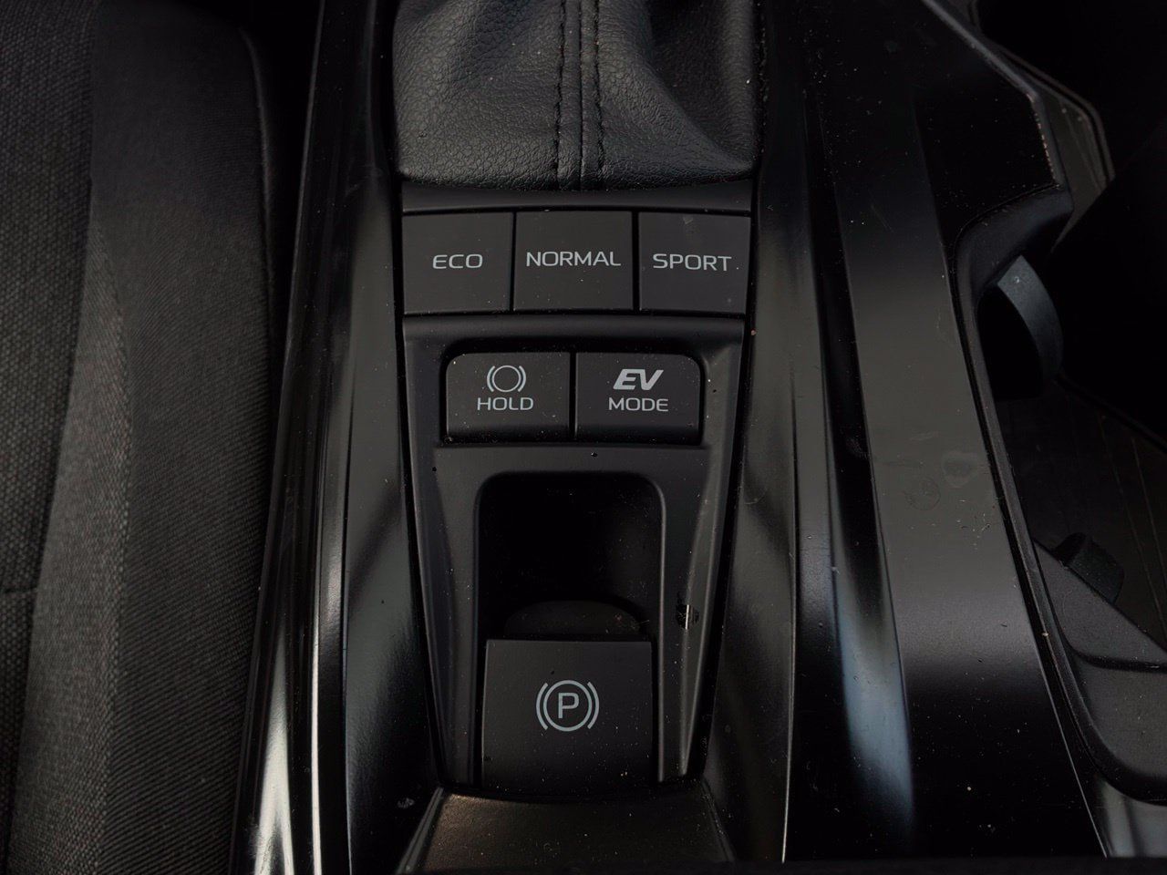 Used 2026 Toyota Camry LE FWD image 24