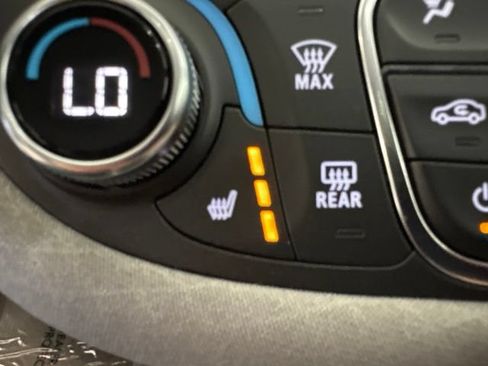 Used 2025 Chevrolet Malibu LT FWD image 27