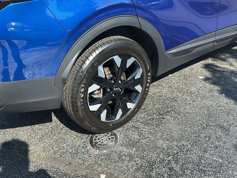 Used 2024 Kia Sportage X-Line w/ X-Line Premium Package image 8