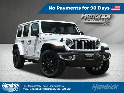Used 2025 Jeep Wrangler Unlimited Sahara AWD/4WD image 1