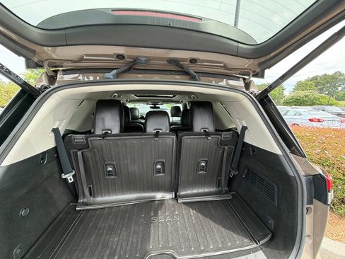 Used 2023 Nissan Pathfinder Platinum AWD/4WD image 20