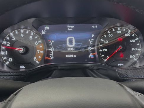 Used 2025 Jeep Compass Latitude w/ Altitude Special Edition AWD/4WD image 15