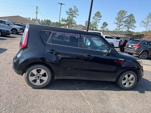 Used 2019 Kia Soul image 8