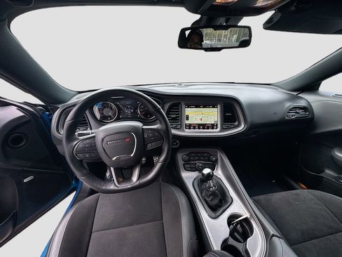 Used 2023 Dodge Challenger R/T w/ Plus Package image 23