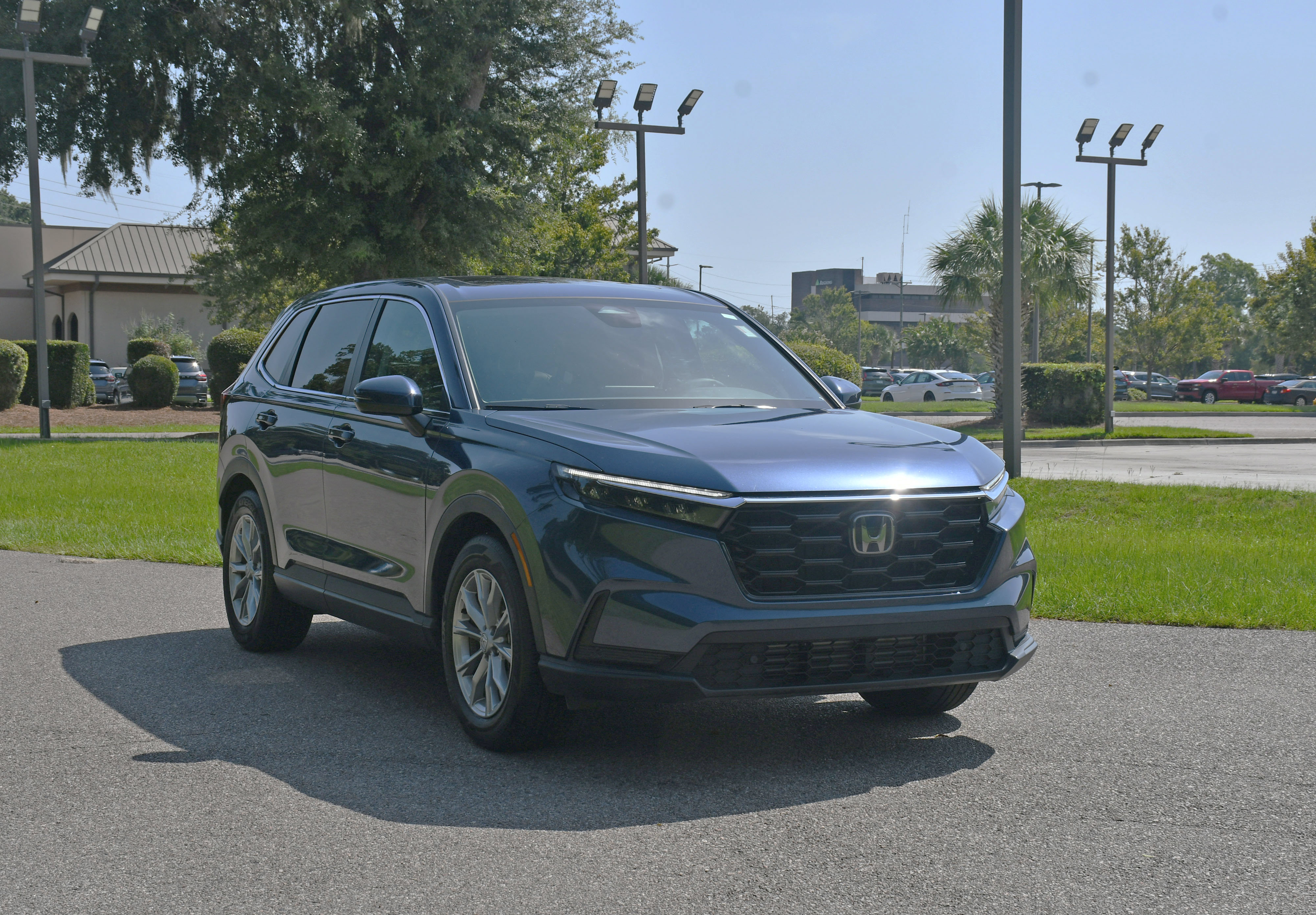 Used 2025 Honda CR-V EX-L image 6