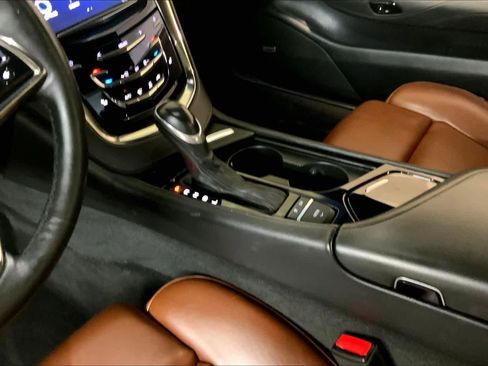 Used 2016 Cadillac ELR image 16