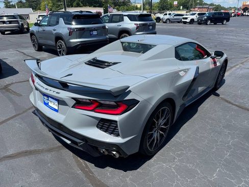 Used 2025 Chevrolet Corvette Stingray Preferred Conv w/ Z51 Performance Package RWD image 8