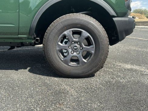 New 2025 Ford Bronco 4-Door image 6