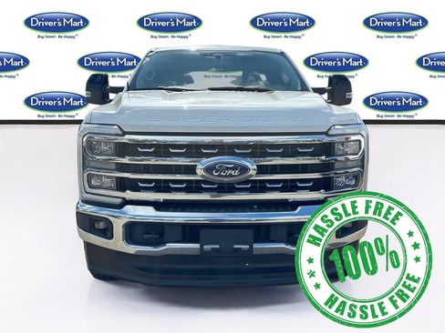 Used 2024 Ford F250 Lariat w/ FX4 Off-Road Package AWD/4WD image 2