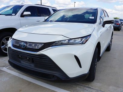 Used 2021 Toyota Venza LE