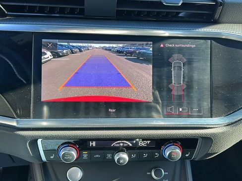 Used 2020 Audi Q3 2.0T Premium Plus image 17