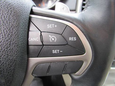 Used 2017 Jeep Grand Cherokee Limited AWD/4WD image 20