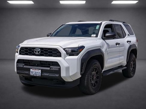 Used 2025 Toyota 4Runner TRD Off-Road Premium w/ Tow Technology Package AWD/4WD image 8