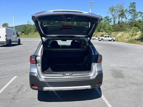 Certified 2025 Subaru Outback Limited AWD/4WD image 7