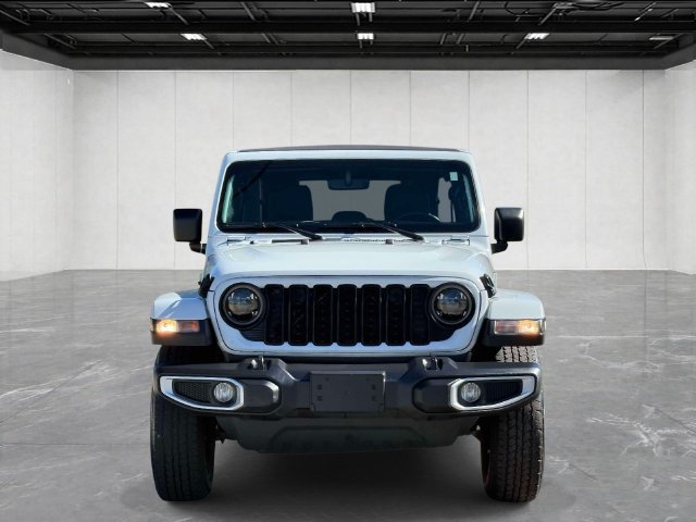 Used 2019 Jeep Wrangler Unlimited Sahara w/ Uconnect 4C Nav & Sound Group AWD/4WD image 6