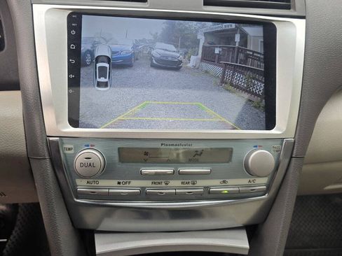 Used 2009 Toyota Camry Hybrid FWD image 30