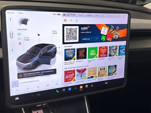 Used 2026 Tesla Model Y 2WD image 33