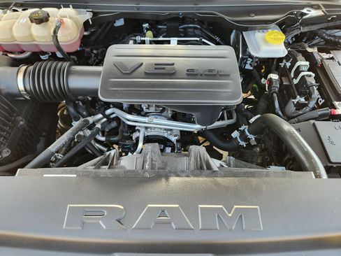 Used 2025 RAM 1500 Lone Star RWD image 42